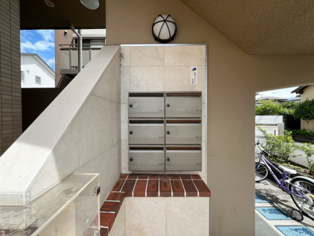 マリベールアドニスのエントランス