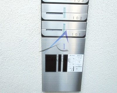 Ｃａｒｉｎａ赤羽のその他共用部分|宅配ボックスです。