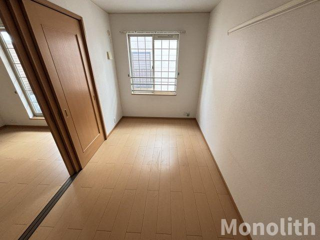 フィオーレ・Rの洋室