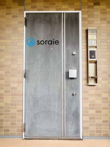 アイディスクエア川越新富町の玄関