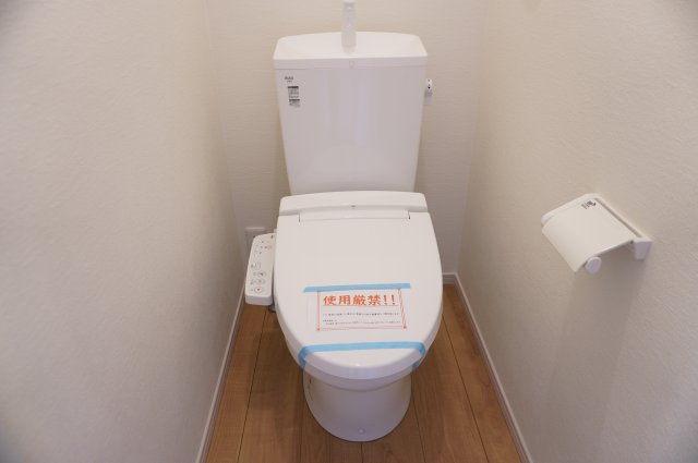 越谷市登戸町 新築分譲住宅のトイレ|1階