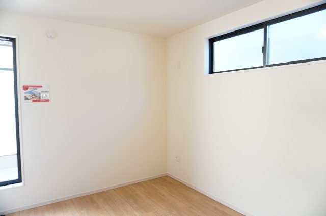 越谷市登戸町 新築分譲住宅の洋室