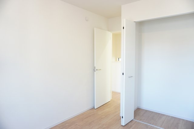 越谷市登戸町 新築分譲住宅の洋室