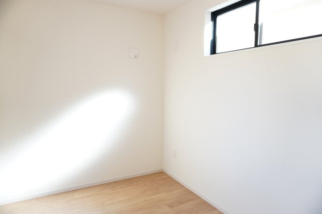 越谷市登戸町 新築分譲住宅の洋室|4.3帖