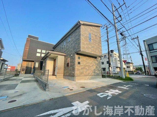 平塚市纒　中古戸建の前面道路含む現地写真|現地外観