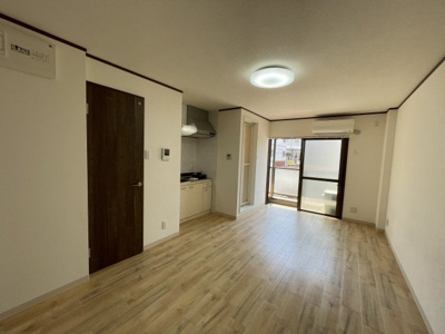 【居間・リビング】 | ガーデンハイツ上新庄 | おしゃれなリビングです