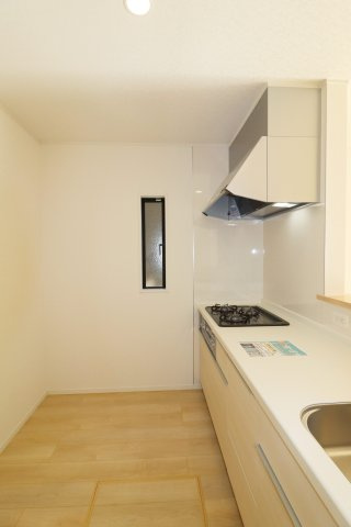 郡山市開成5丁目　　３号棟　　開成小学校、郡山第１中学区のキッチン