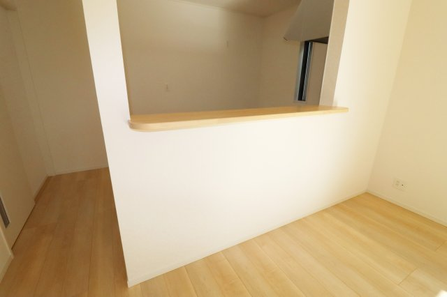 郡山市開成5丁目　　３号棟　　開成小学校、郡山第１中学区のキッチン