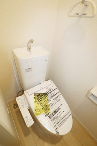 郡山市開成5丁目　　３号棟　　開成小学校、郡山第１中学区の洗面所