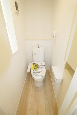 郡山市田村町金屋字上川原　　　２号棟　　　永盛小学校、小原田中学区のトイレ