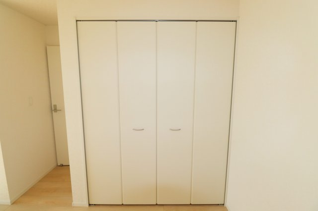 郡山市田村町金屋字上川原　　　２号棟　　　永盛小学校、小原田中学区の収納