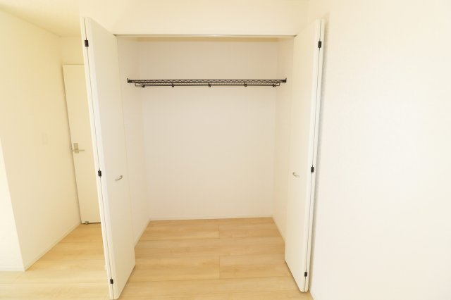 郡山市田村町金屋字上川原　　　２号棟　　　永盛小学校、小原田中学区の収納