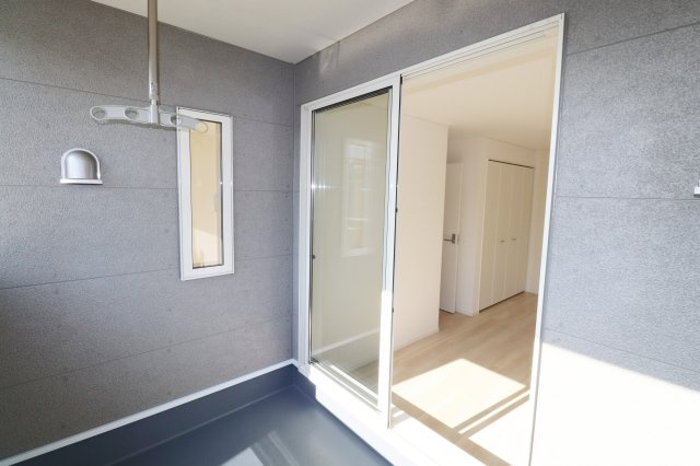 郡山市田村町金屋字上川原　　　２号棟　　　永盛小学校、小原田中学区のバルコニー