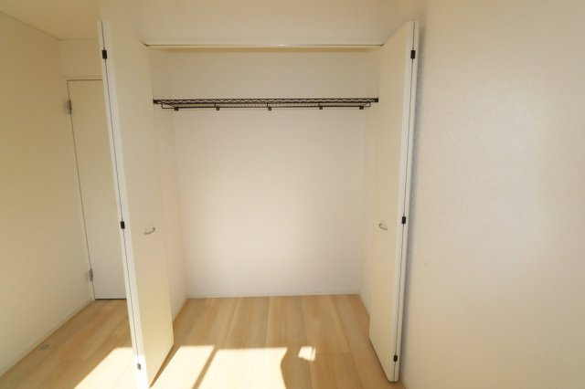 郡山市田村町金屋字上川原　　　２号棟　　　永盛小学校、小原田中学区の収納