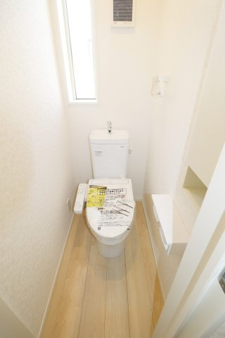 郡山市田村町金屋字上川原　　　２号棟　　　永盛小学校、小原田中学区のトイレ|2階　トイレ