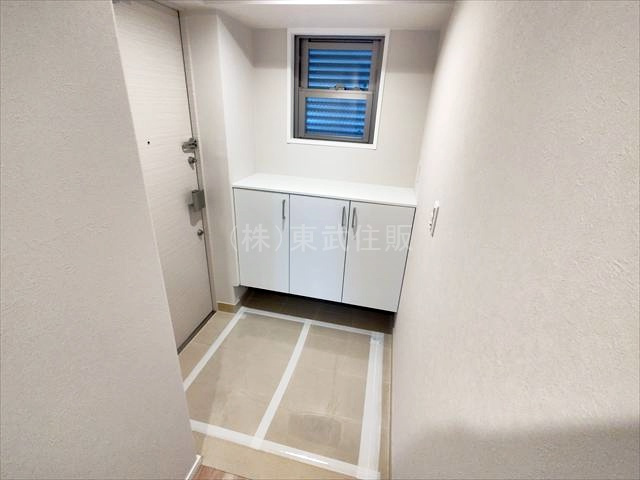 【玄関】 | エコヴィレッジ坂戸 | 収納付きです