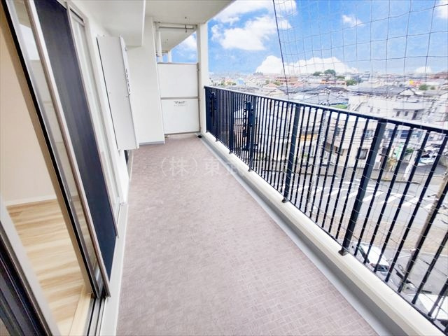 【バルコニー】 | エコヴィレッジ坂戸 | 風通しの良いバルコニーです