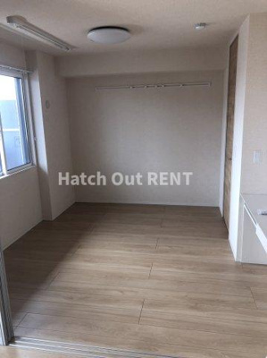 【洋室】 | リビングタウン春日