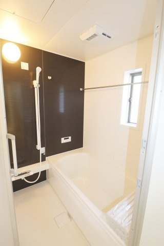 郡山市田村町金屋字上川原　　　３号棟　　　永盛小学校、小原田中学区の玄関