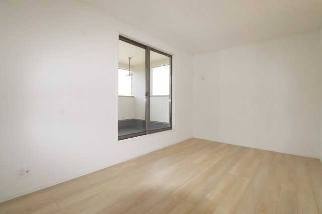 郡山市田村町金屋字上川原　　　３号棟　　　永盛小学校、小原田中学区の洋室