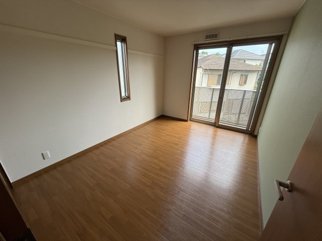 東豊中町3丁目貸家の子供部屋