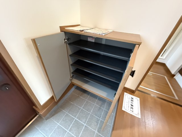 東豊中町3丁目貸家の玄関