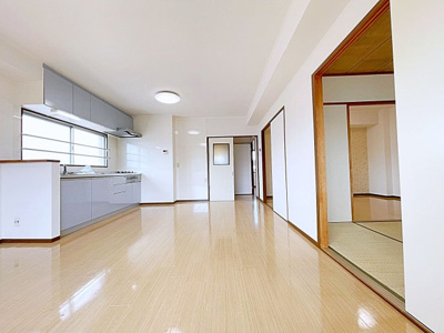 【居間・リビング】 | メゾン上山A棟【名古屋市賃貸・RC造】