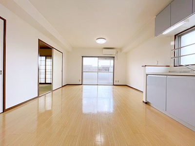 【居間・リビング】 | メゾン上山A棟【名古屋市賃貸・RC造】