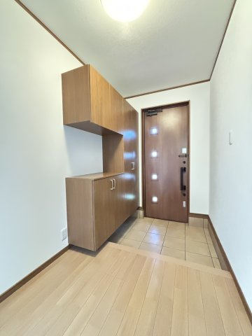 橿原小槻町の玄関|スッキリとした玄関です