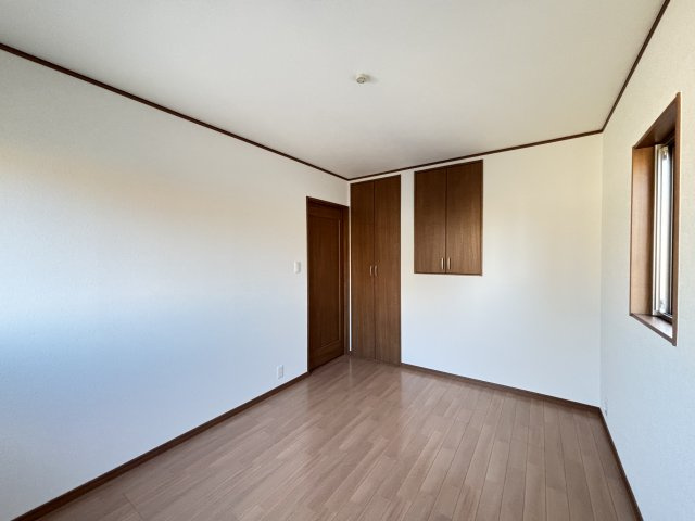 橿原小槻町の寝室|6帖の寝室です