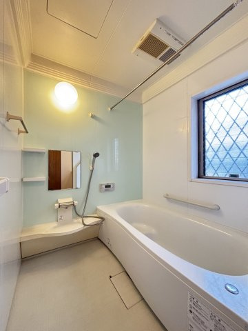 橿原小槻町の浴室|明るい浴室です