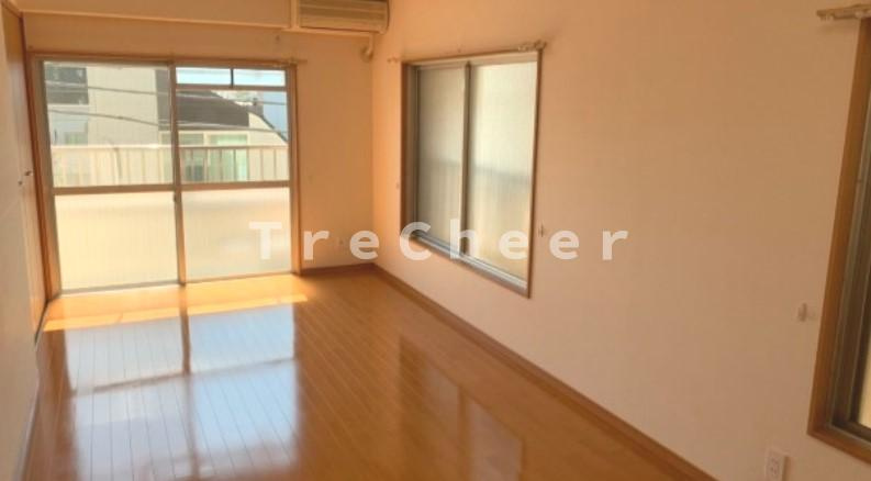 サンライズマンションの居間・リビング