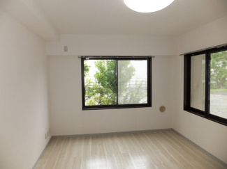 【居間・リビング】 | オークヒルズ