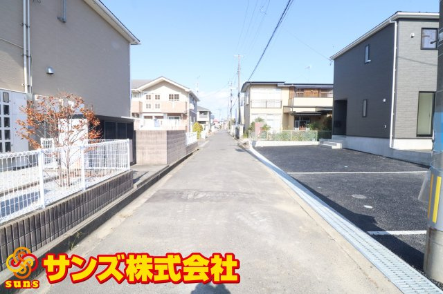 郡山市田村町金屋字上川原　　　４号棟　　　永盛小学校、小原田中学区の外観|西側前面道路