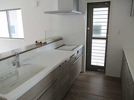 広島市佐伯区五月が丘5丁目　新築一戸建て(全2棟)のキッチン