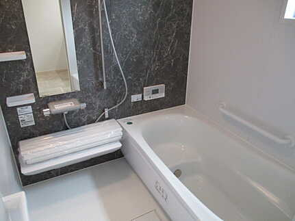 広島市佐伯区五月が丘5丁目　新築一戸建て(全2棟)の浴室