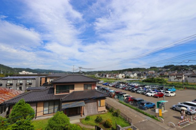 【展望】 | メゾン３００