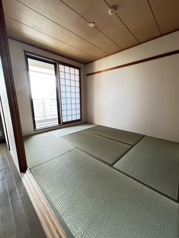 東町・江戸町ビルの和室