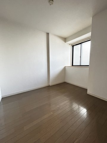 東町・江戸町ビルの居間・リビング