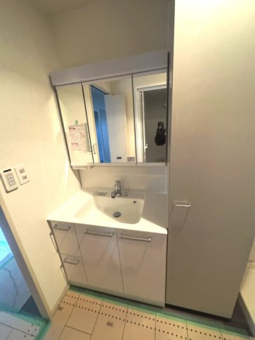 東町・江戸町ビルの洗面所