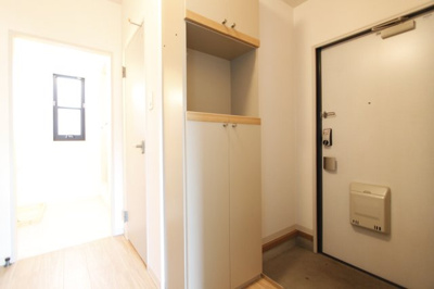 【玄関】 | ローレルⅡＤ | 落ち着いた玄関です