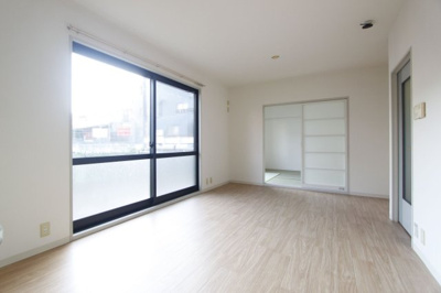 【居間・リビング】 | ローレルⅡＤ | リビングです