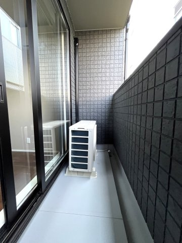 ラヴィ新八代のバルコニー