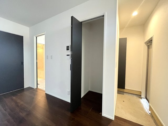 ラヴィ新八代の内装