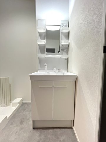 ラヴィ新八代の内装