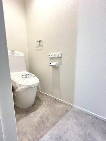 ラヴィ新八代のトイレ