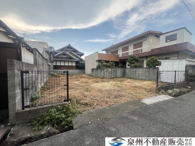 貝塚市名越　建築条件なし土地