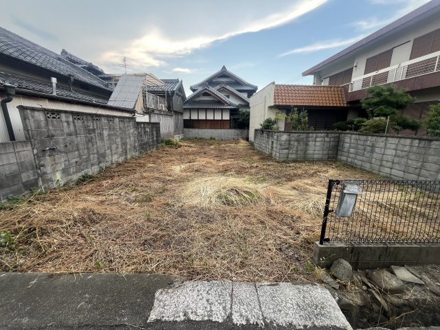 貝塚市名越　建築条件なし土地の外観