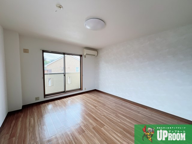 ハイツ月見の居間・リビング