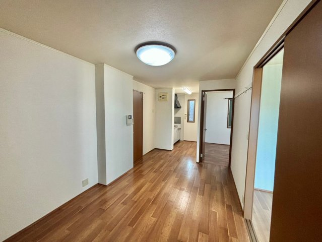 BIRD　LANDたまでB棟の居間・リビング